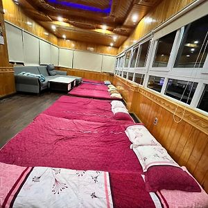 Single Bed 10-Bed Dormitory Room